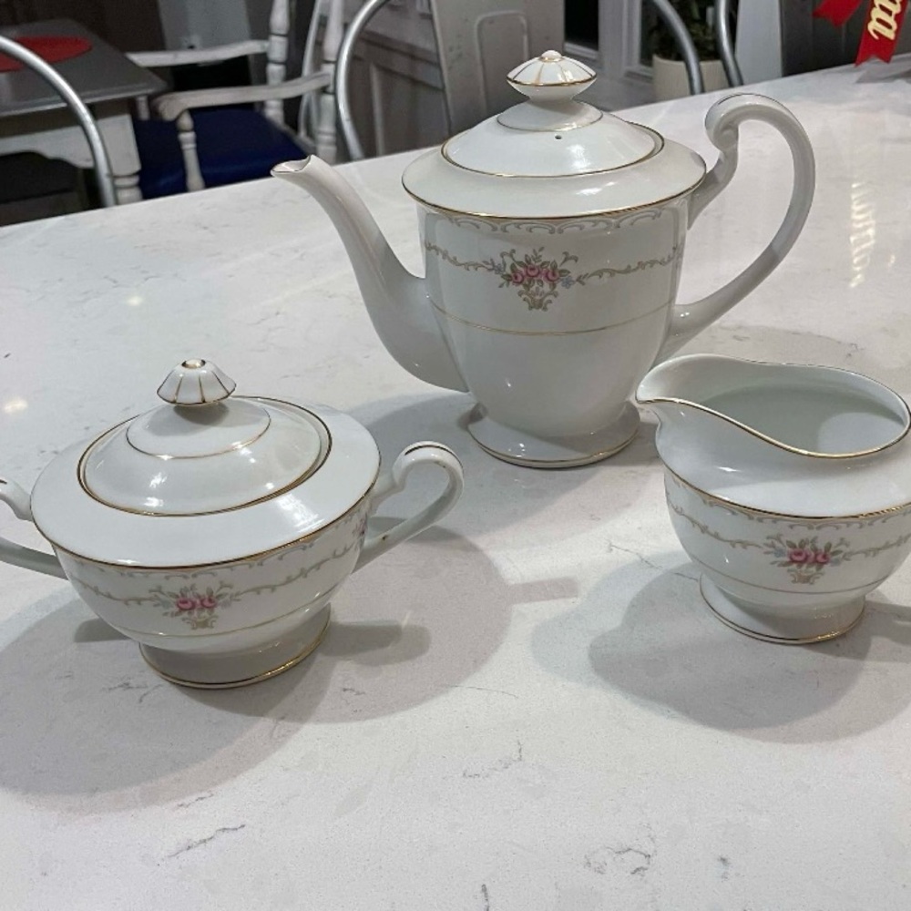 Style House Princess teapot, creamer, and lidded sugar bowl set